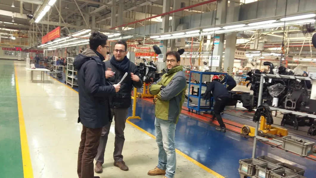 Cheap Compact Tractor, Durable Tractor, Strong 95HP Tractor Creeper Shuttle Tractor Chinese Cheap Good Quality Tractors