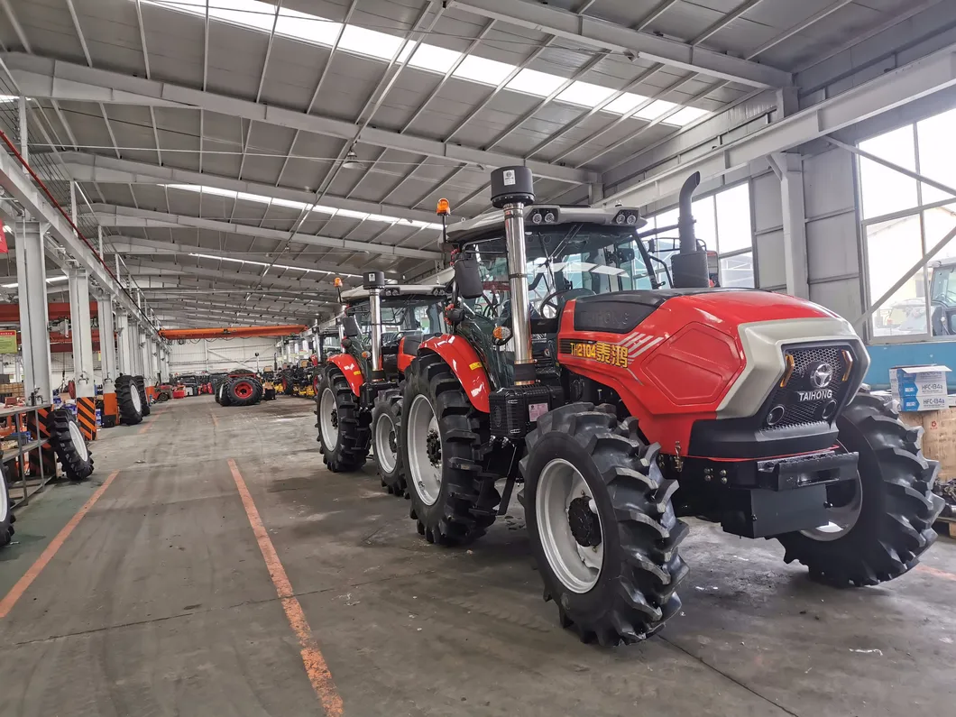 Farm Machine 130 HP Tractor, 140, 150, 160 HP Farm Tractor, Agricultural Tractor Th 1304, Th 1504 Tractor with Trailer