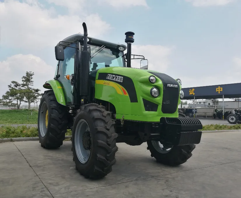 Farm Transportion Paddy-Field 110HP 4WD 2WD Wheel Tractor with Cab